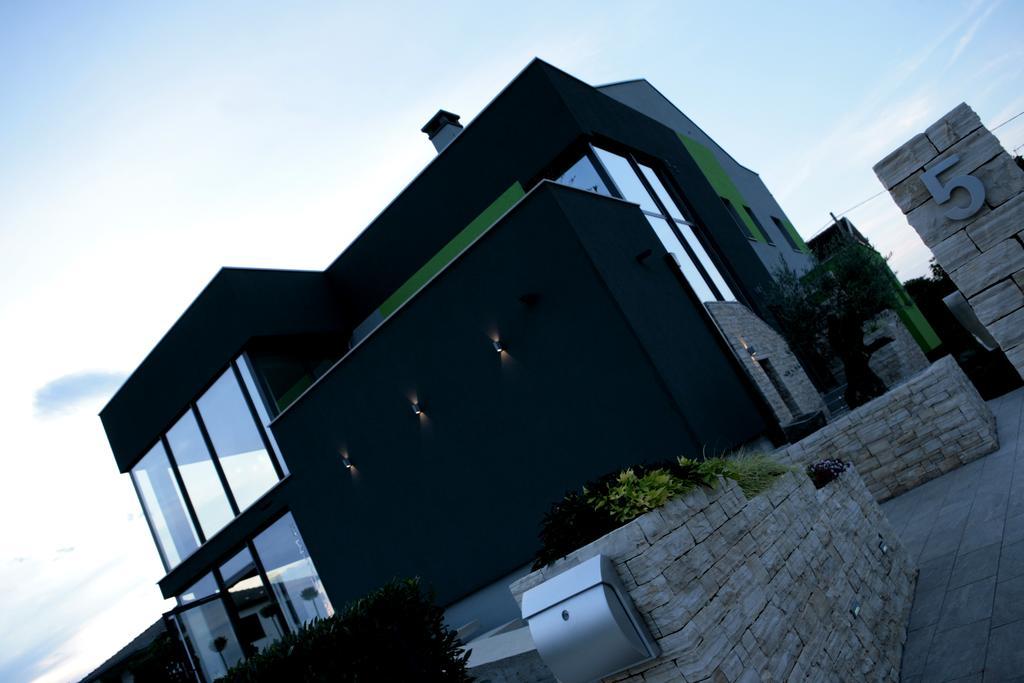 Apartamento Olive Charm Umag Exterior foto